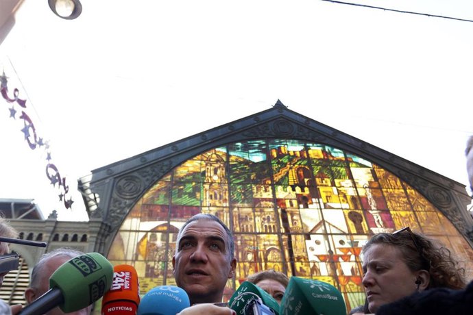 El presidente del PP de Málaga y portavoz del PP-A, Elías Bendodo, en un acto de campaña electoral en Málaga