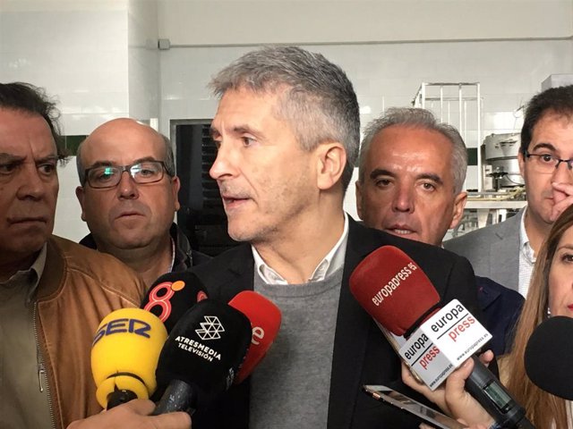 Marlaska atiende a la prensa en la provincia de Cádiz