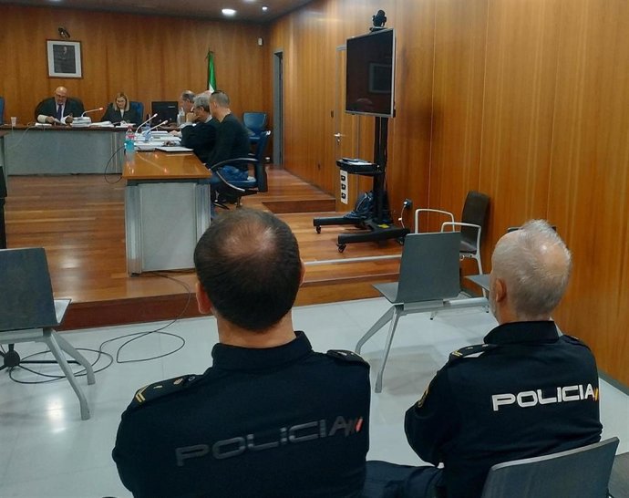 Juicio con jurado a un hombre acusado de matar a otro con el que quedó para negocios de droga en Marbella en 2017.