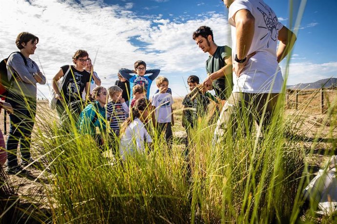 El AMB celebra este domingo la segunda edición de la 'Acció Platges Met' en ocho municipios