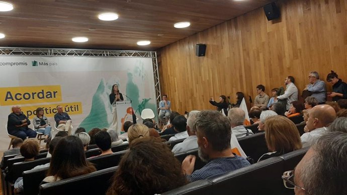 Rita Maestre en un acto del 10N de Más País Més Compromís en Castelló