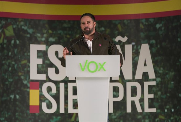 El presidente de Vox, Santiago Abascal durante su intervención. En Dos Hermanas (Sevilla), 05 de noviembre de 2019.