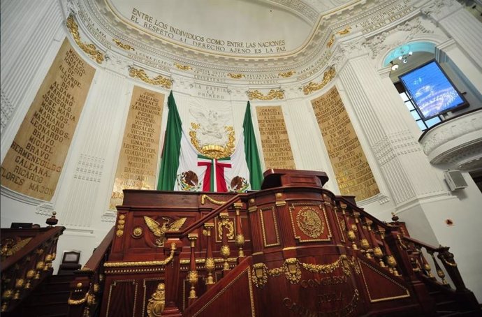 México.- El Congreso aprueba la reforma constitucional para revocar el mandato p