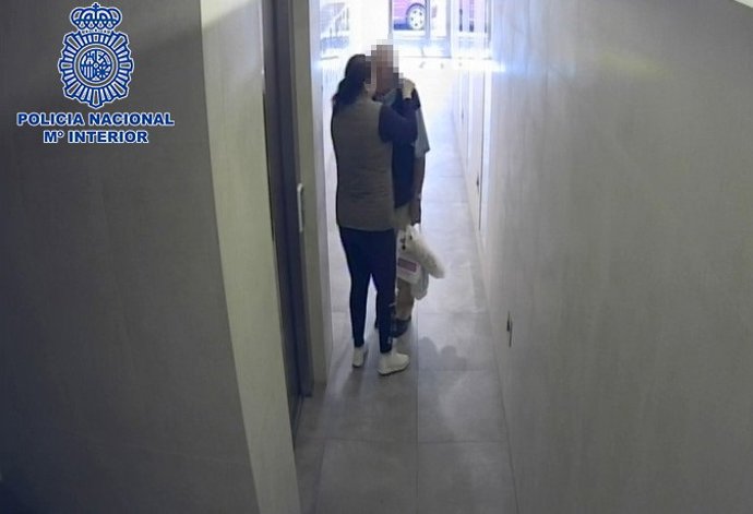 Imputados los autores de un robo con violencia y tres sustraciones mediante el procedimiento del 'amoroso'