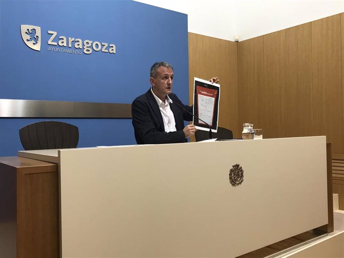 El portavoz de Podemos-Equo Zaragoza, Fernando Rivarés.