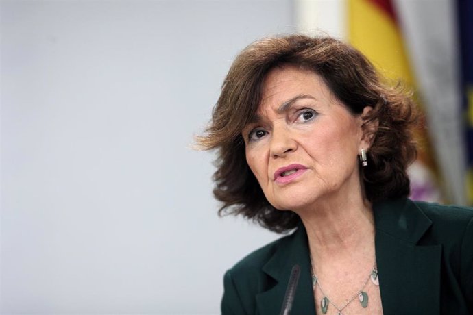 La vicepresidenta del Gobierno, ministra de la Presidencia, Relaciones con las Cortes e Igualdad en funciones, Carmen Calvo,  comparece ante los medios de comunicación tras la reunión del Consejo de Ministros en Moncloa