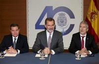 Marlaska destaca la voluntad de servicio de la Policía en "tiempos complejos"