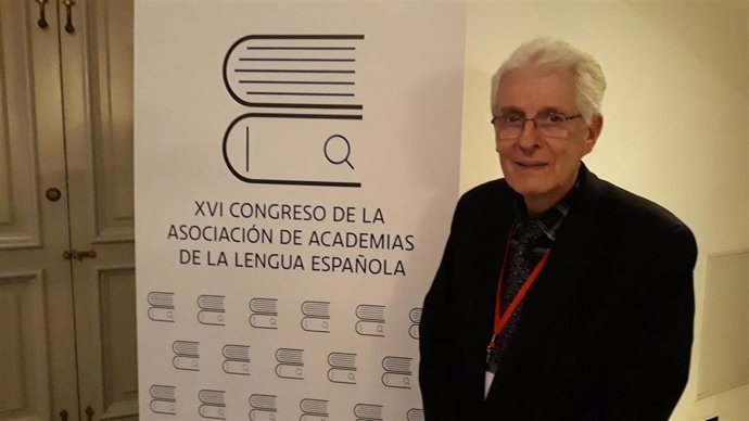 El académico puertorriqueño de la lengua española, Gervasio García