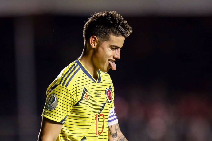 Fútbol.- James Rodríguez regresa a la selección colombiana para los amistosos co