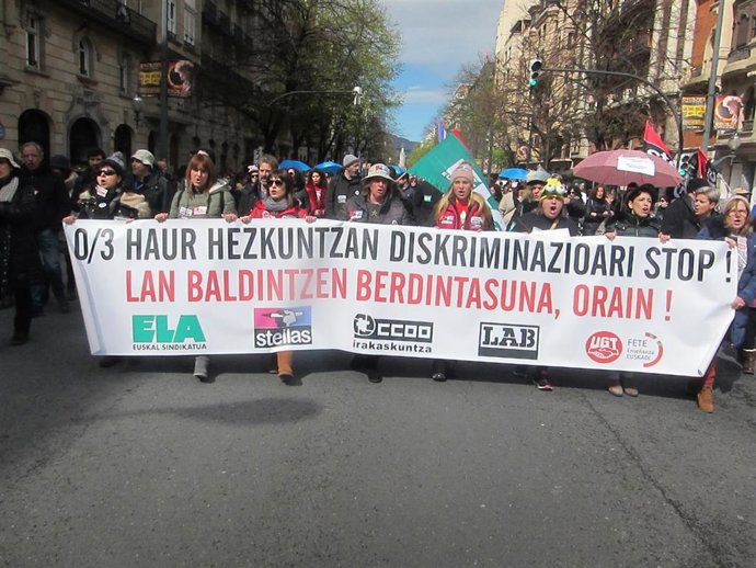 Manifestación en la red concertada vasca 