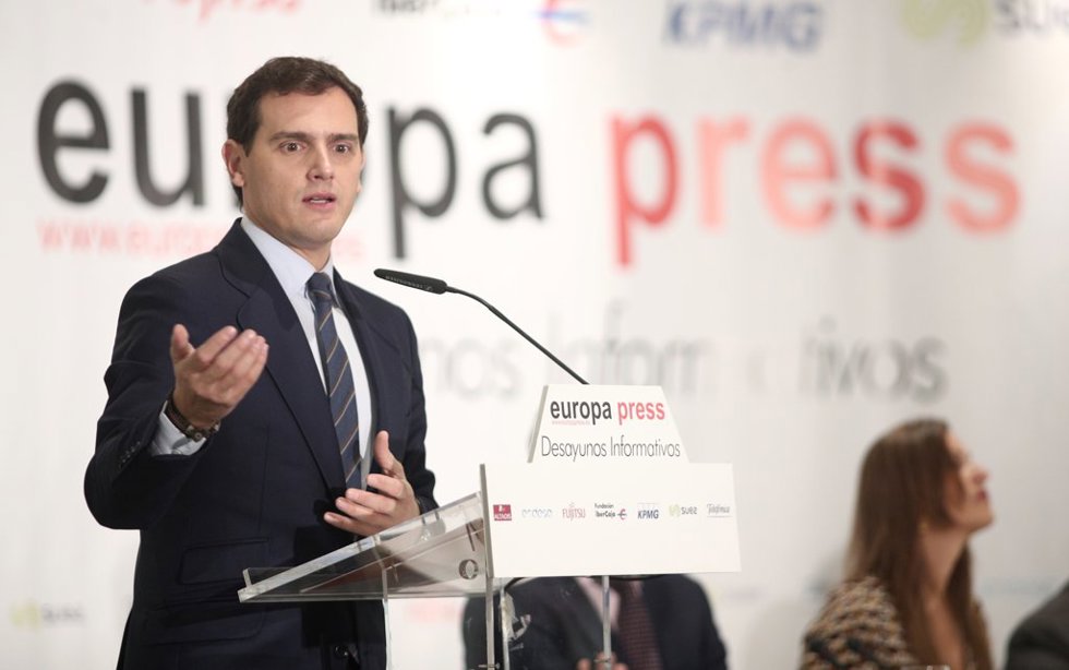El presidente de Ciudadanos y candidato del partido a la Presidencia del Gobierno, Albert Rivera, participa en un Desayuno Informativo de Europa Press celebrado en el Hotel Hyatt Regency Hesperia de Madrid (España), a 7 de noviembre de 2019.