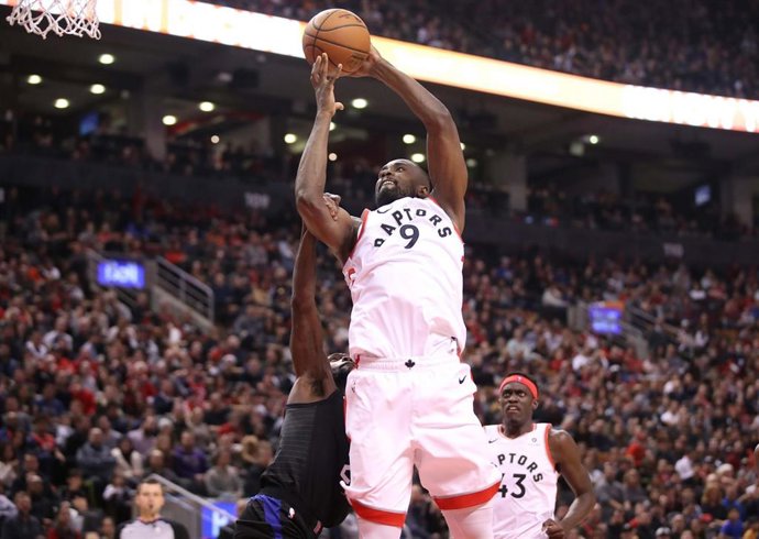 Serge Ibaka con los Raptors