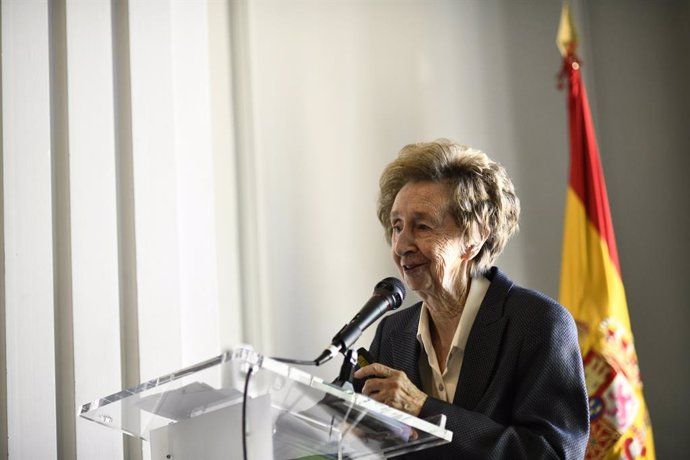 La bioquímica Margarita Salas, durant la seva intervenció en l'acte d'homenatge a l'Institut Nacional d'Investigació i Tecnologia Agrria (INIA)