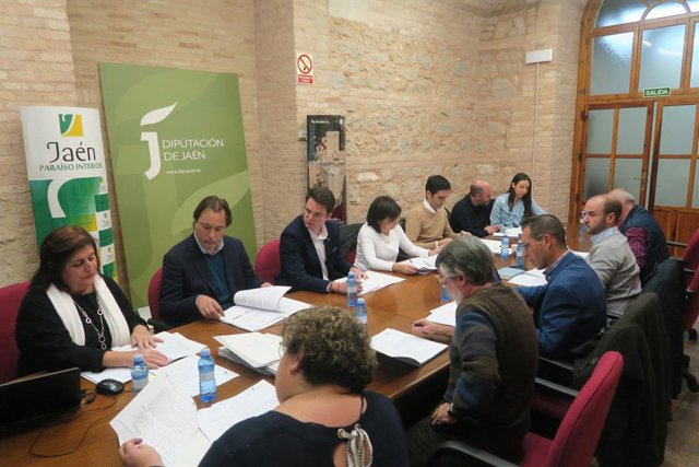 Mesa de calidad Sicted del producto Ruta de los Castillos y las Batallas.