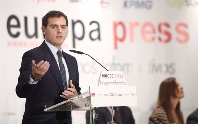 El president de Cs i candidat del partit a la Presidncia del Govern espanyol, Albert Rivera, participa en un Esmorzar Informatiu d'Europa Press