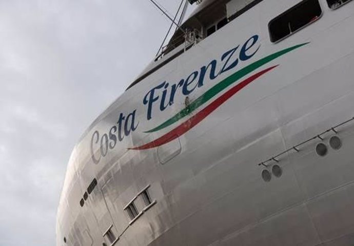 Costa Cruceros celebra la botadura del Costa Firenze
