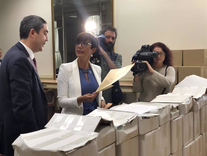 La subdelegada del Gobierno en Málaga, María Gámez, informa del dispositivo por las elecciones del 10N