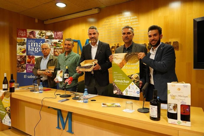 Presentación del Mercado Moscatel de Almáchar (Málaga)
