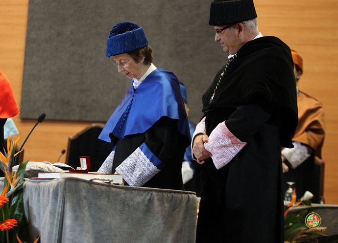 Margarita Salas en 2012, durante su investidura como Doctora Honoris Causa por la UJA.