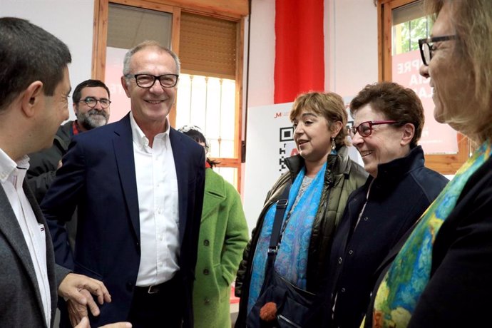 El ministro de Cultura, José Guirao, a su llegada a la sede local del PSOE de Jaén