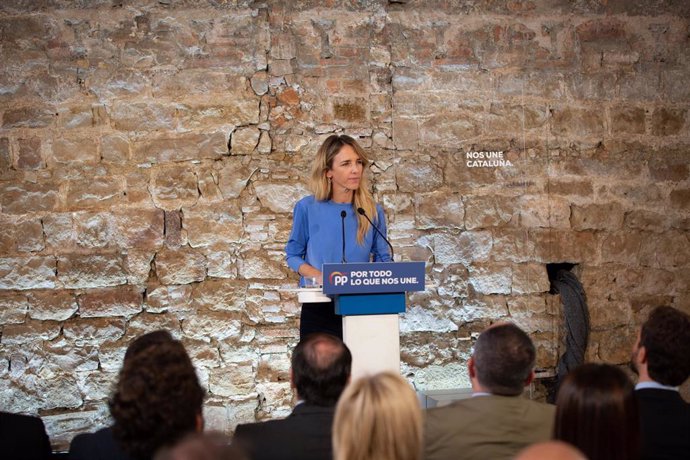 La portaveu del Grup Popular al Congrés, Cayetana Álvarez de Toledo durant la seva intervenció en l'acte de campanya del Partit Popular en el Museu d'Histria de Barcelona (Espanya), a 6 de novembre de 2019.