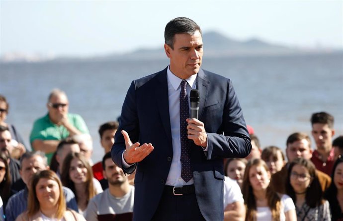 El presidente del Gobierno y líder del PSOE, Pedro Sánchez interviene en un mitin en los Alcázares, Murcia, (España), a 7 de noviembre de 2019.