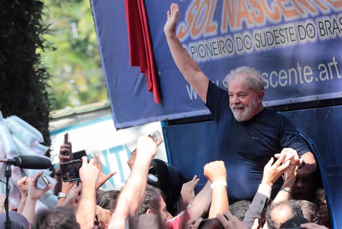 Brasil.- El Supremo de Brasil aprueba revocar una ley que podría liberar a Lula