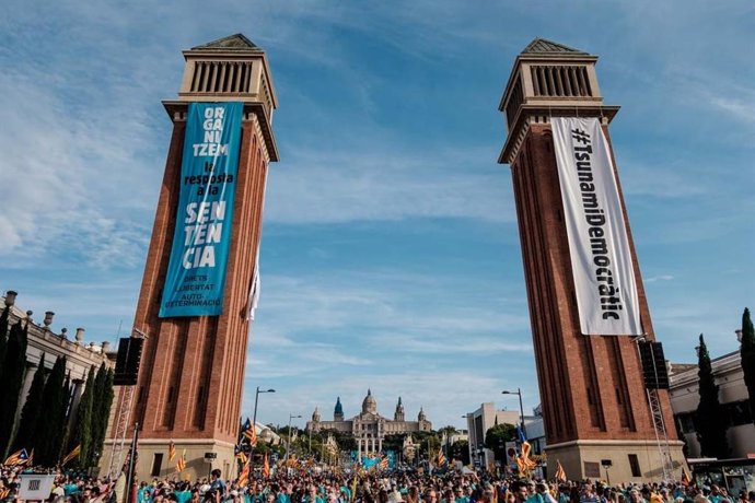 Manifestación de Tsunami Democrtic