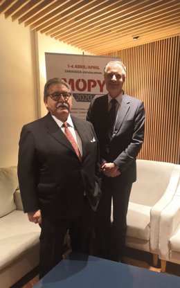 El presidente de la Feria de Zaragoza, Manuel Teruel, y el general manager de Hidromek, Stoian Markov