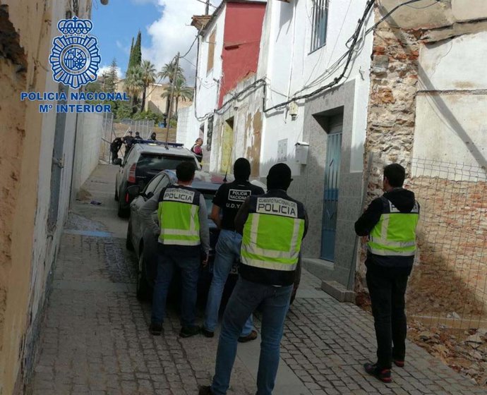 Actuación en un punto de venta de droga en Badajoz