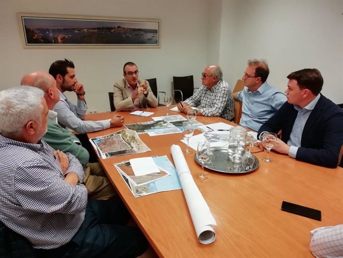 Yllanes se reunió en octubre con vecinos por el proyecto de Sa Garrigueta.