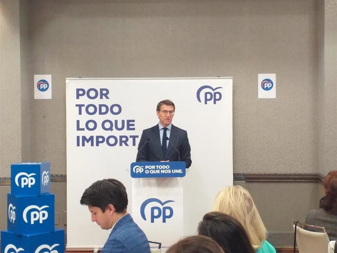 Alberto Níuñez Feijóo, en un acto electoral con empresarios en Vigo.