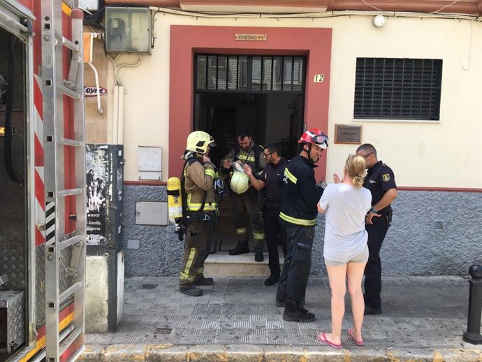 Bomberos en una actuación