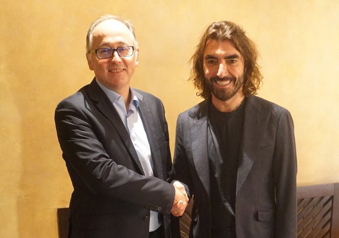 De dcha a izda: El consejero delegado de Iberia, Luis Gallego, y el consejero delegado de Globalia, Javier Hidalgo