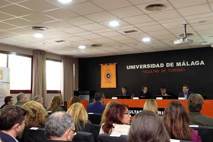 Presentación del i3t instituto de investigación turístico de la Universidad de Málaga