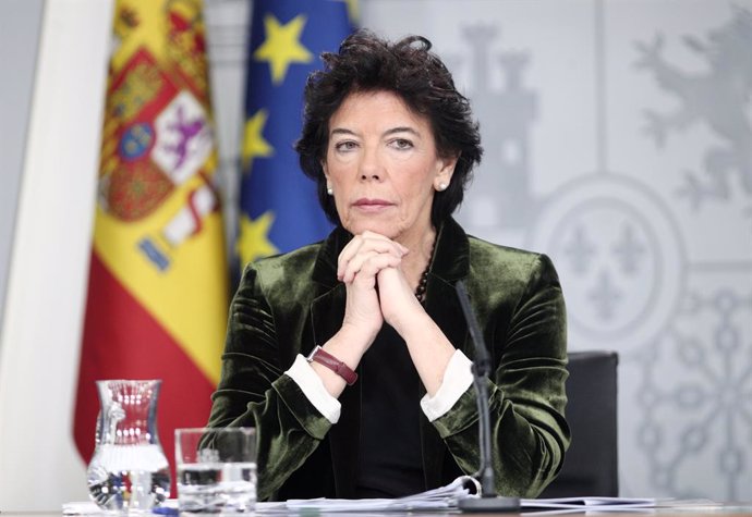 La ministra Portaveu, Isabel Celaá, compareix en roda de premsa després de la celebració de l'últim Consell de Ministres en Moncloa previ a les eleccions del 10N, Madrid (Espanya), a 8 de novembre de 2019.