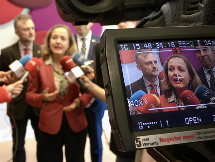 La ministra d'Economia en funcions, Nadia Calviño, aquest divendres a Sevilla, on s'ha reunit amb empresaris.