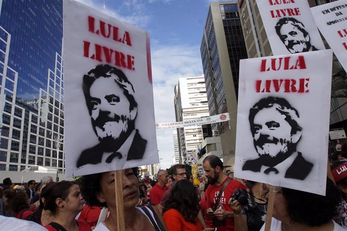 Brasil.- Un juez ordena liberar a Lula tras al fallo del Supremo sobre la ejecuc