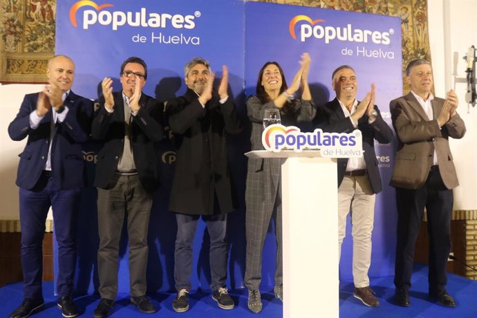 La secretaria general del PP-A, Loles López, en el acto de cierre de campaña del PP de Huelva.