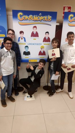 Alumnos del CEIP Duquesa de la Victoria de Logroño ganan la fase nacional de 'Consumópolis 14'