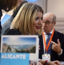 La vicealcaldesa de Alicante y concejala de Turismo, Mari Carmen Sánchez, en la World Travel Market de Londres