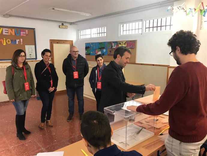 Julio Millán vota este 10N