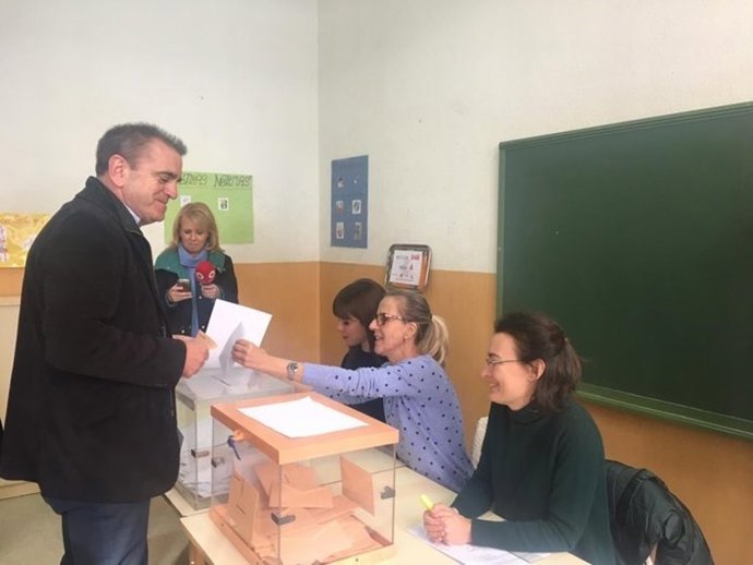 Imagen colgada en la cuenta de Twitter del secretario general del PSOE de Madrid, José Manuel Franco, el 10N