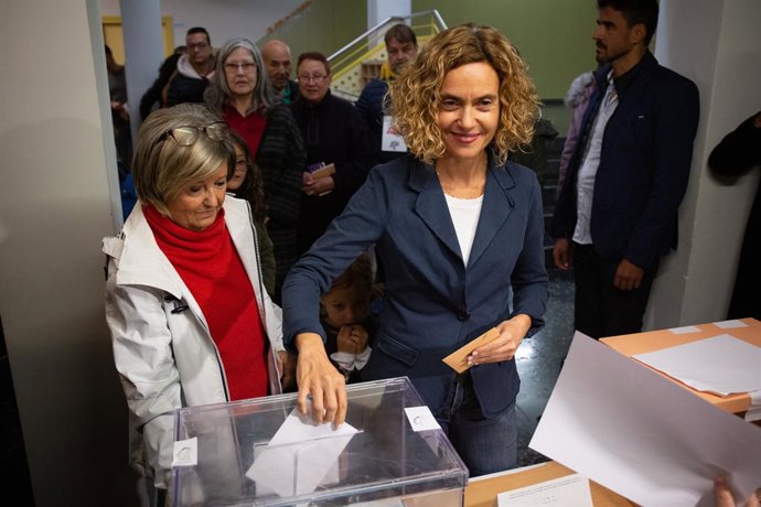 Meritxell Batet (PSC) acudeix a votar