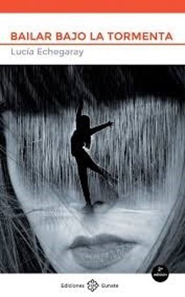 Lucía Echegaray ha presentado Bailar bajo la Tormenta en el Espacio Santos Ochoa de Logroño