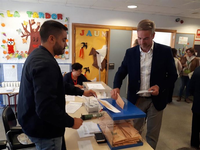 El cabeza de lista del PP al Congreso por Castellón, Óscar Clavell