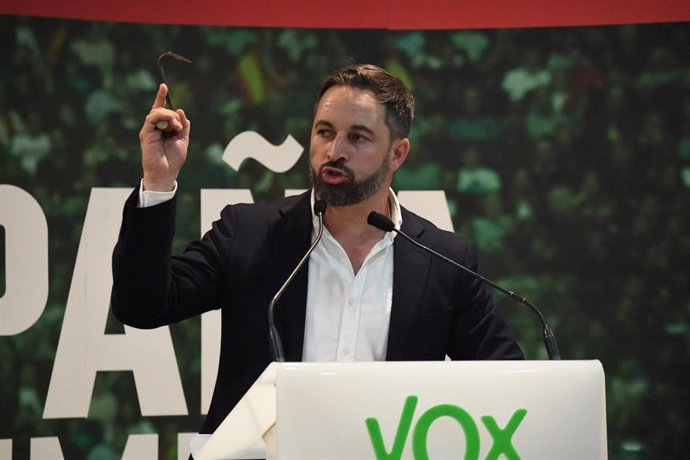 El líder de Vox Santiago Abascal, en el acto de partido en Ceuta (España) a 30 de octubre de 2019