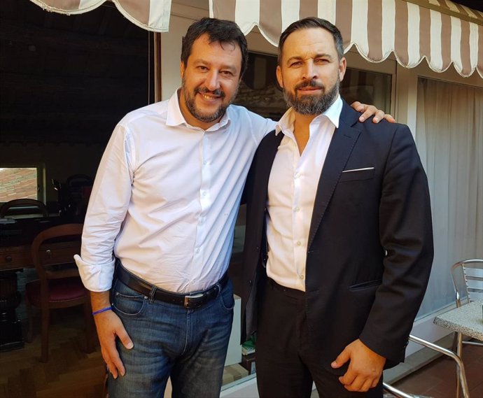 Santiago Abascal se reúne con Mateo Salvini en el Senado italiano