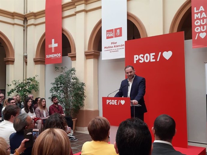 José Luis Ábalos, cabeza de lista del PSOE en la provincia de Valencia, en imagen de archivo en un acto en Manises