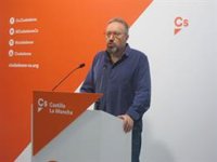 Girauta habla de "fracaso" y carga contra el 'establishment' por "exterminar" a Cs